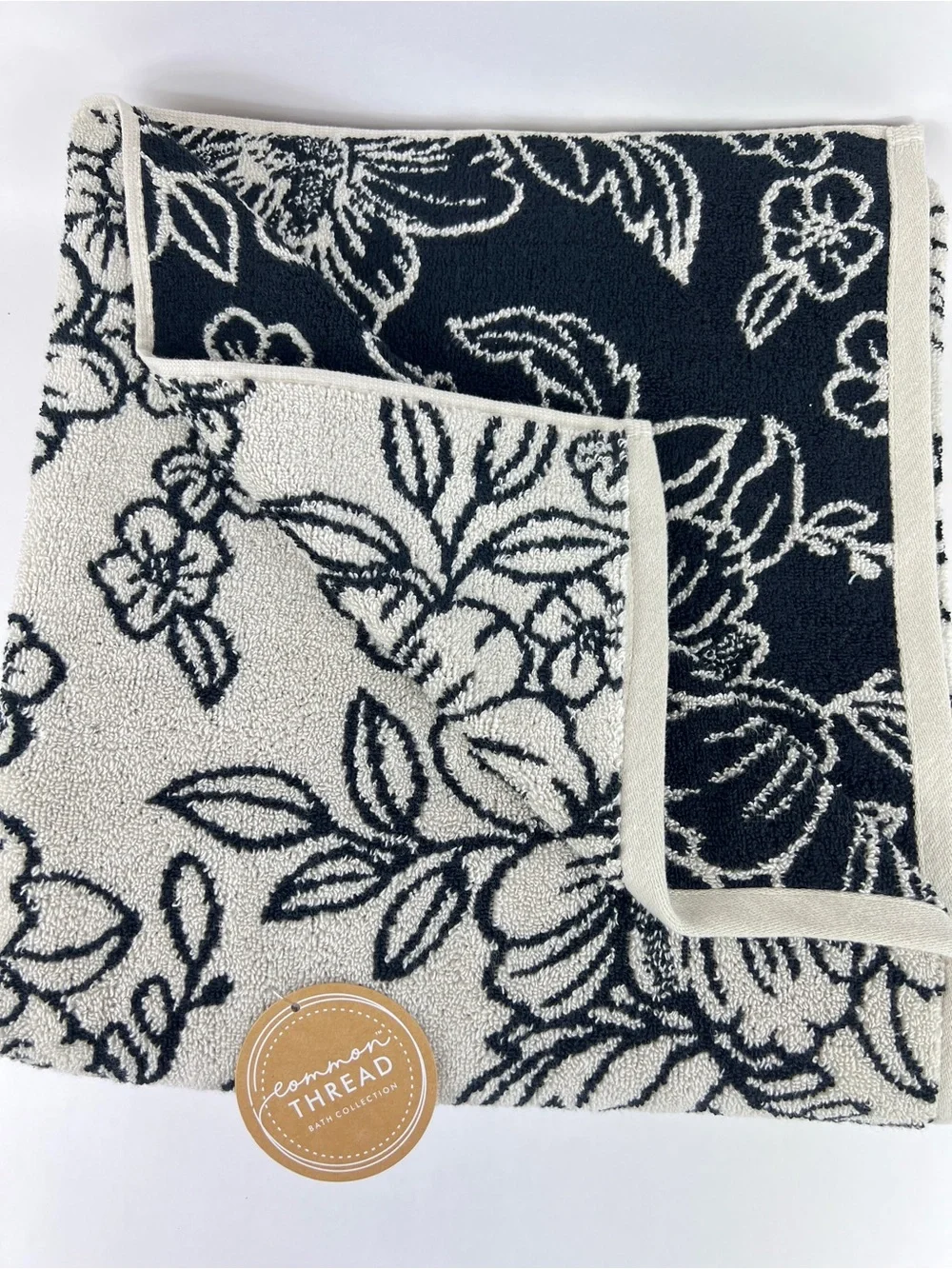 Common Thread Bath Towel Set Luxury Cream Black Floral Soft Cotton 2 Pc NEW